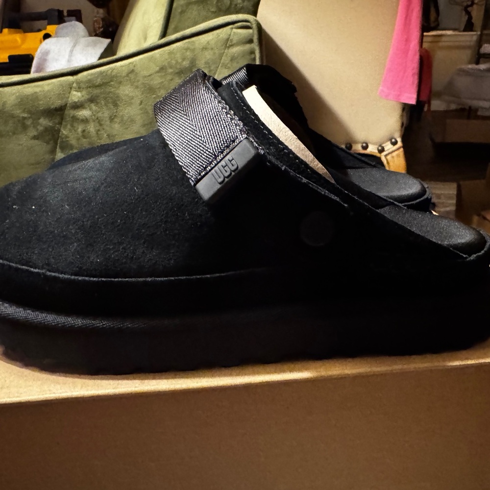UGG Women's Goldenstar Clog